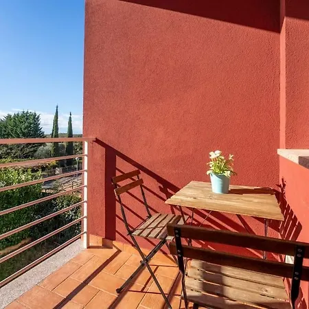 Blue Valica By Briskva Ουμάγκ