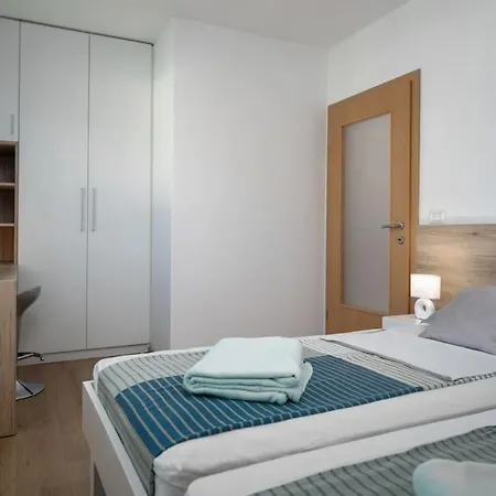 Blue Valica By Briskva Βίλα